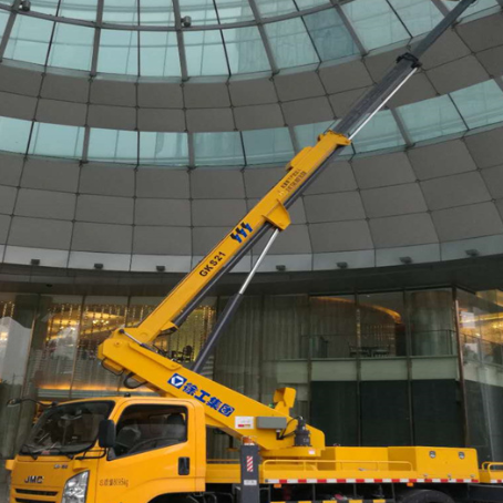 凤泉附近高空作业车租赁｜安全设备租赁｜高空安装|工程定制化方案｜亿立达设备租赁